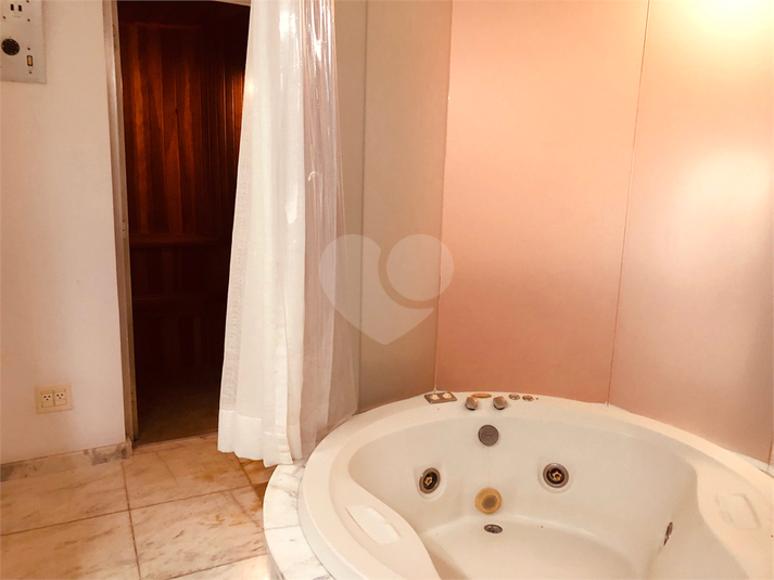 Foto REO651716