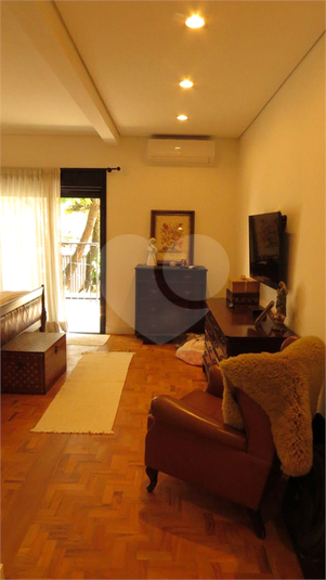 Foto REO651944