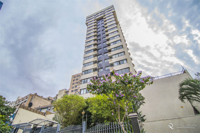 Venda Apartamento Porto Alegre Independência REO652946 11