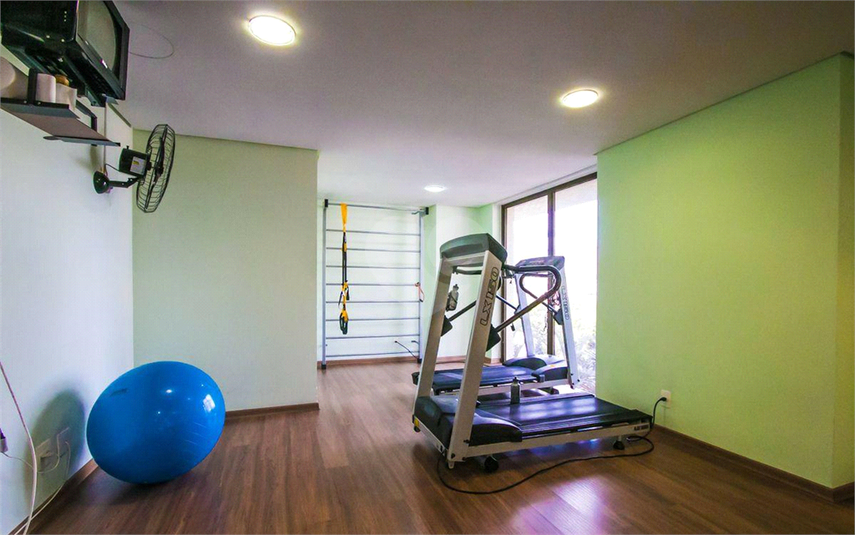 Venda Apartamento Porto Alegre Independência REO652946 8