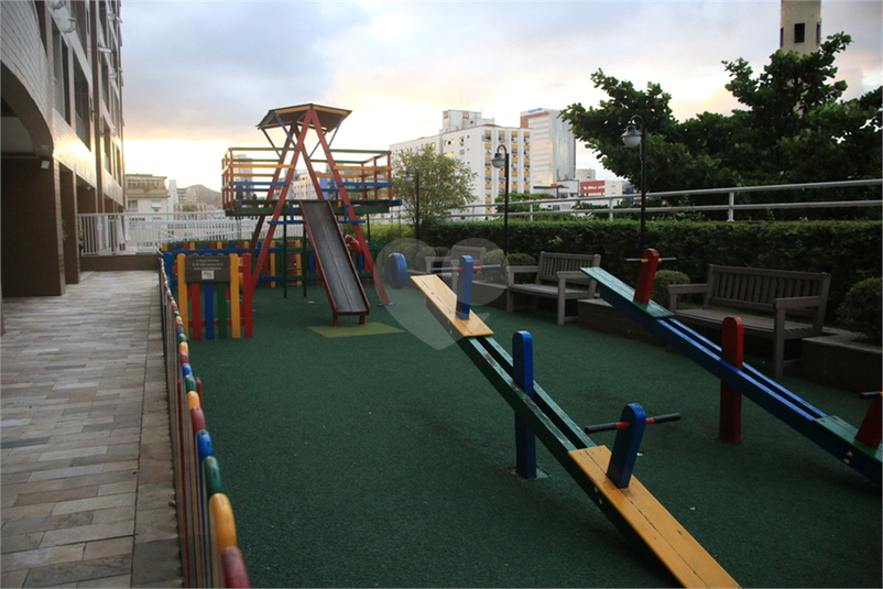 Foto REO653346