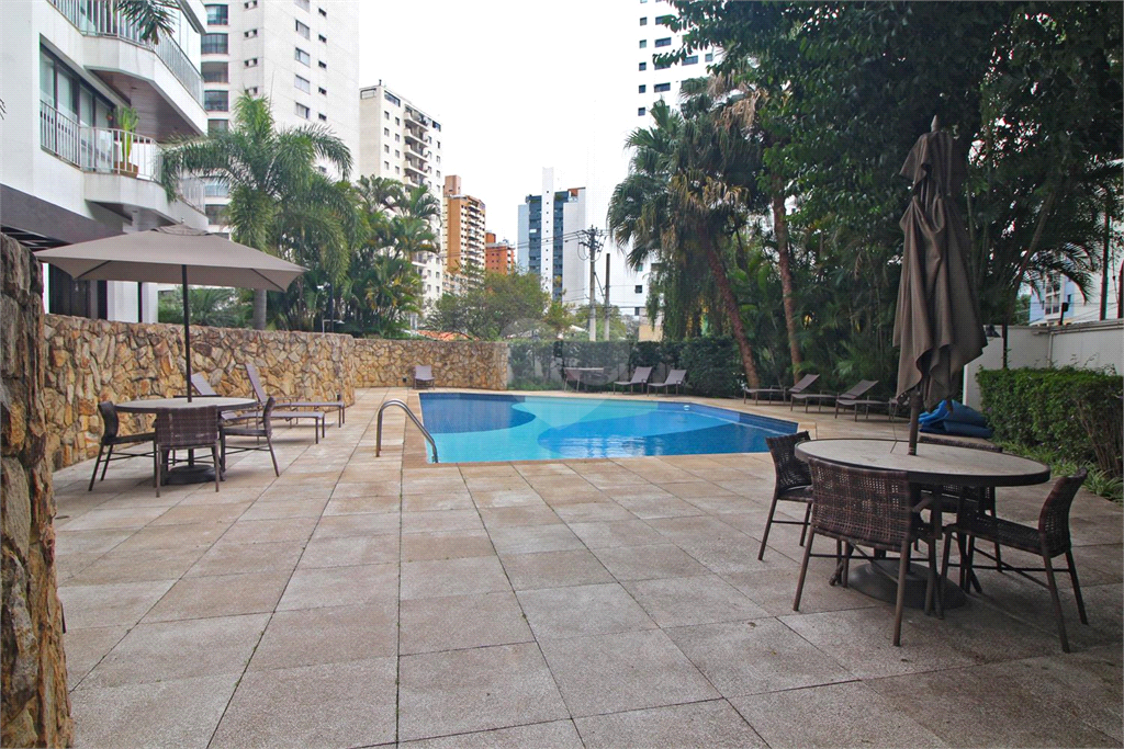 Venda Apartamento São Paulo Moema REO654786 41