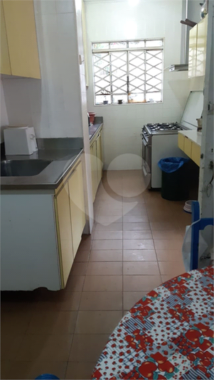 Venda Casa São Paulo Pacaembu REO657167 17