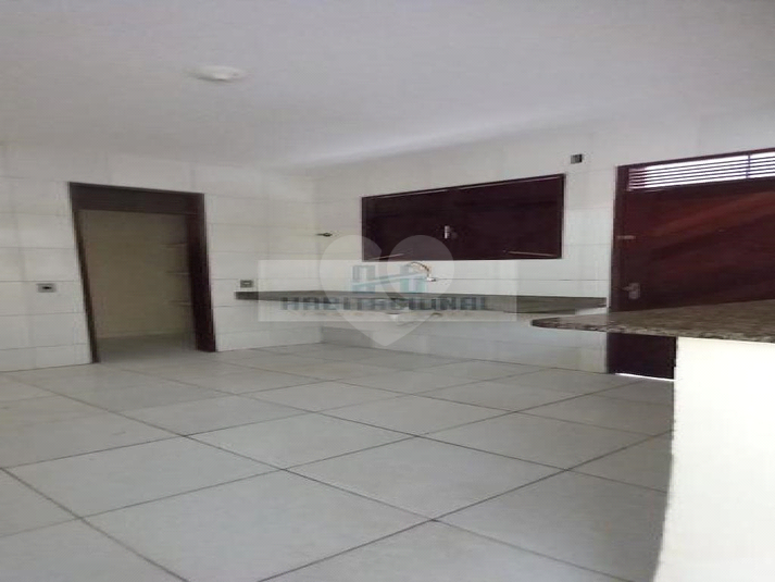 Foto REO659059