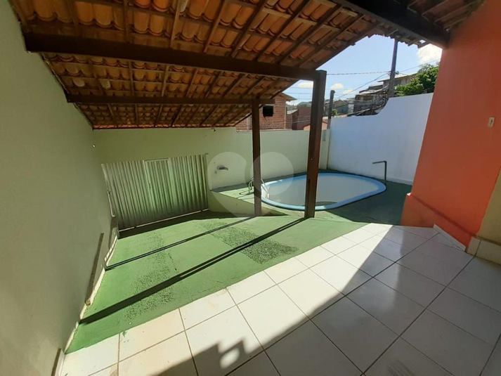 Foto REO659066