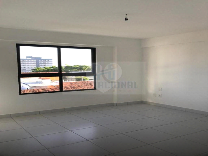 Venda Apartamento Natal Alecrim REO659106 3