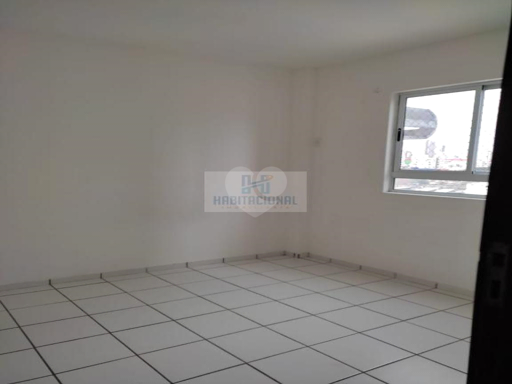 Venda Apartamento Natal Capim Macio REO659163 11