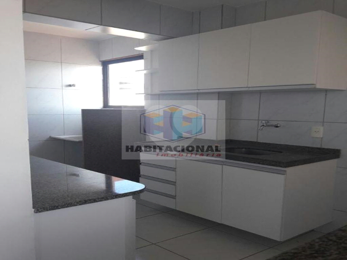 Foto REO659184