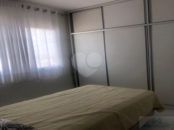 Foto REO659184