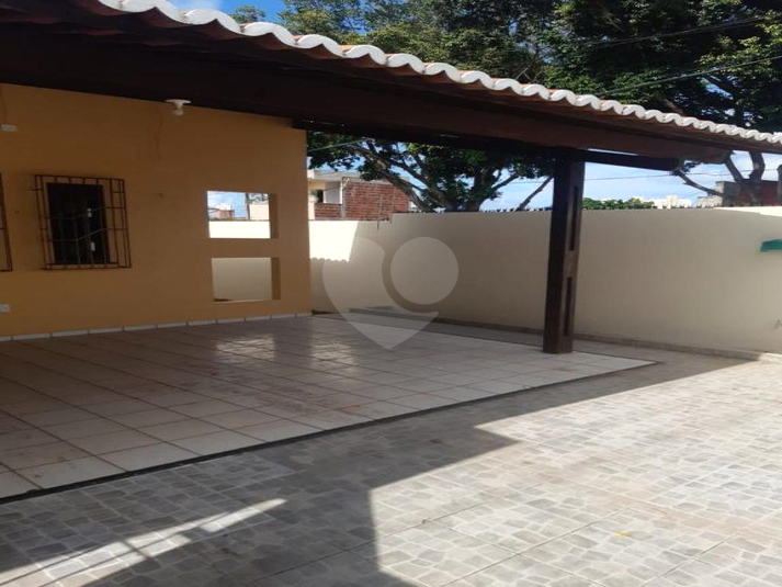 Foto REO659226