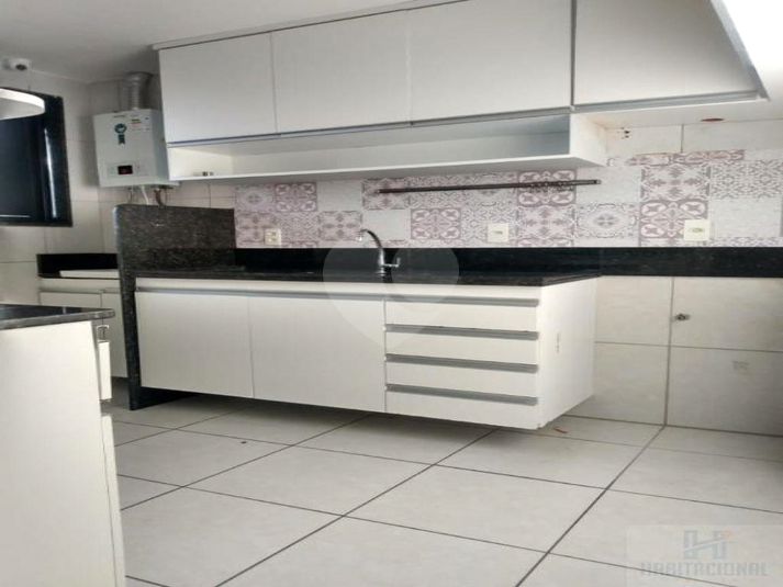 Foto REO659241