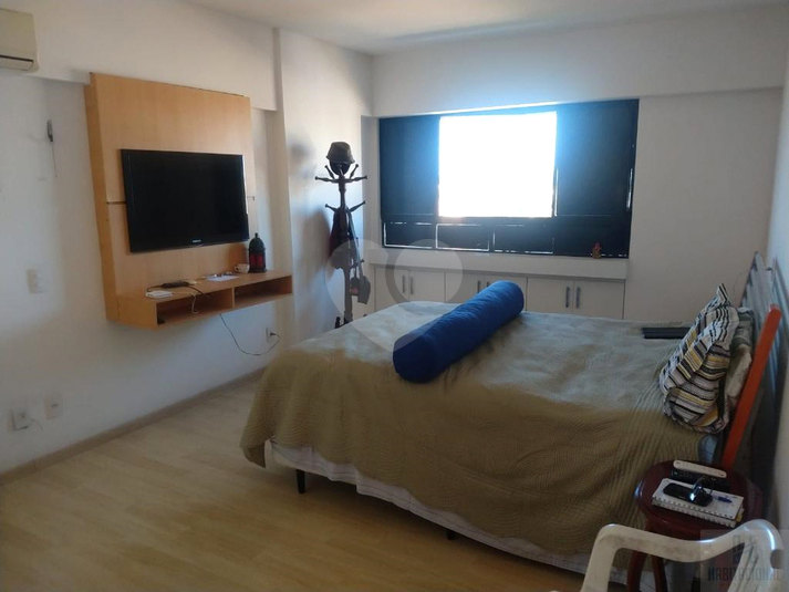 Venda Apartamento Natal Candelária REO659263 11