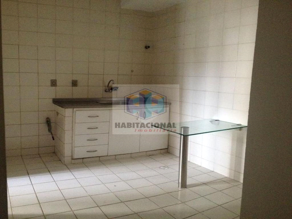 Venda Apartamento Natal Candelária REO659305 14