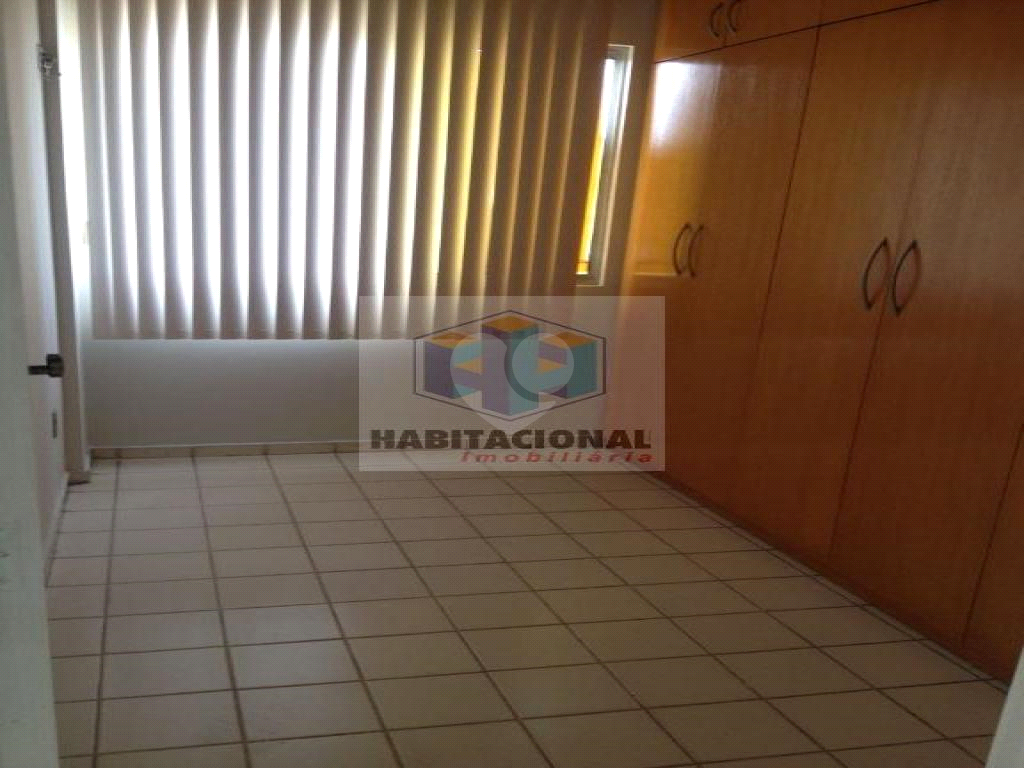 Venda Apartamento Natal Candelária REO659305 4