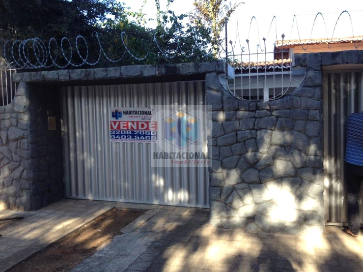 Foto REO659340