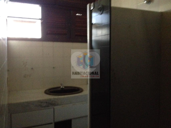 Foto REO659340