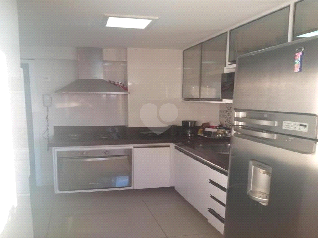 Venda Apartamento Natal Barro Vermelho REO659363 8