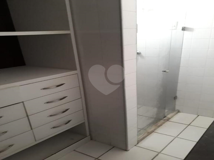 Foto REO659480