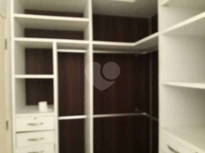 Foto REO659480