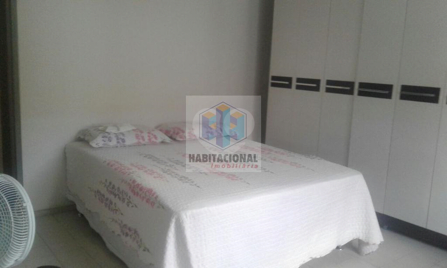Foto REO659495