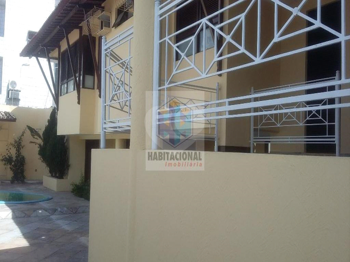 Foto REO659525