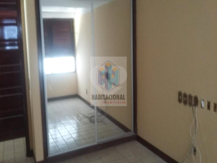 Foto REO659525