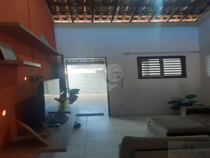 Foto REO659559