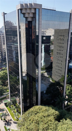 Foto REO659782