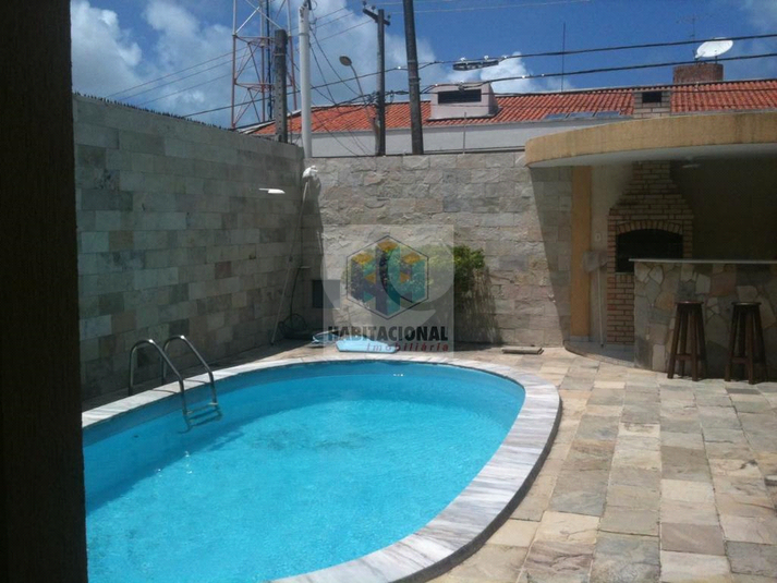 Foto REO659797