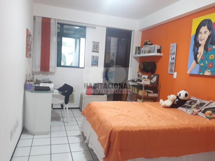 Foto REO659895