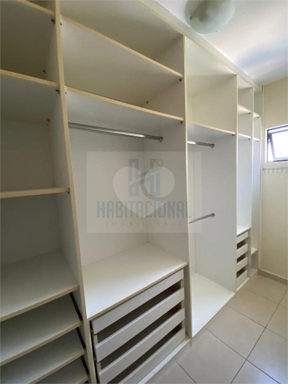 Venda Apartamento Natal Candelária REO659898 10