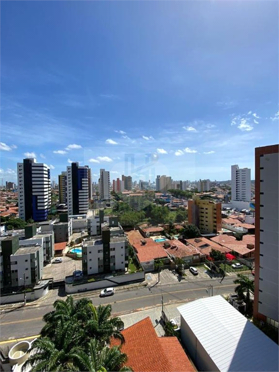 Venda Apartamento Natal Candelária REO659898 21