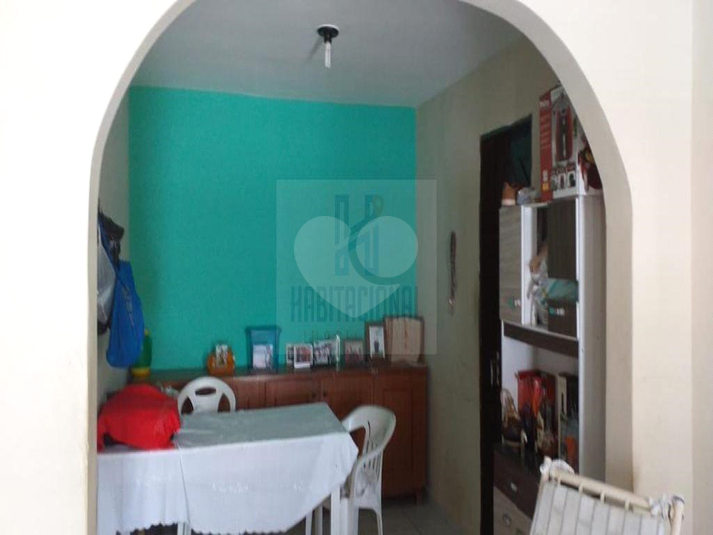 Foto REO659946