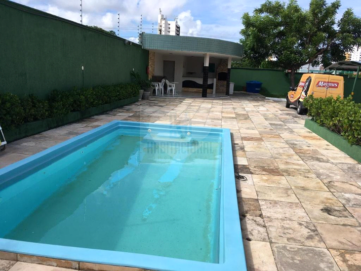 Foto REO660042