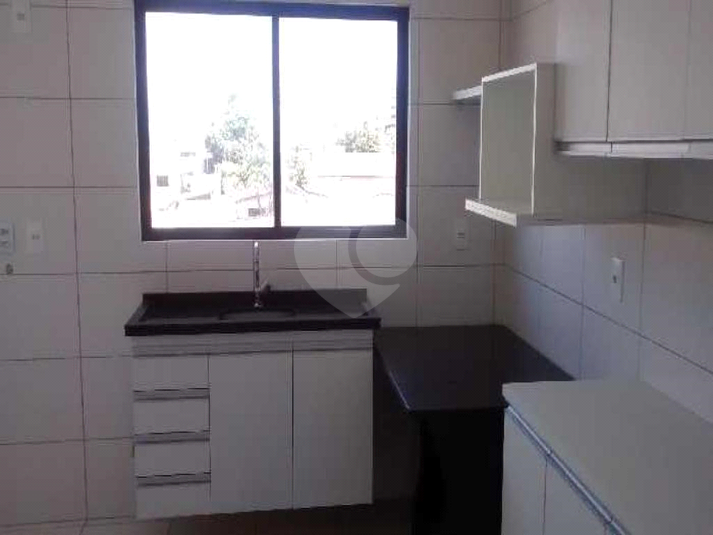 Venda Apartamento Natal Lagoa Nova REO660070 3