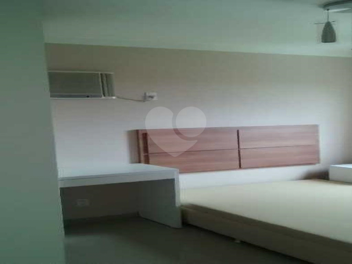 Foto REO660085