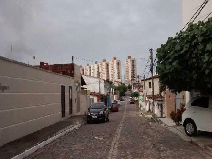 Foto REO660085