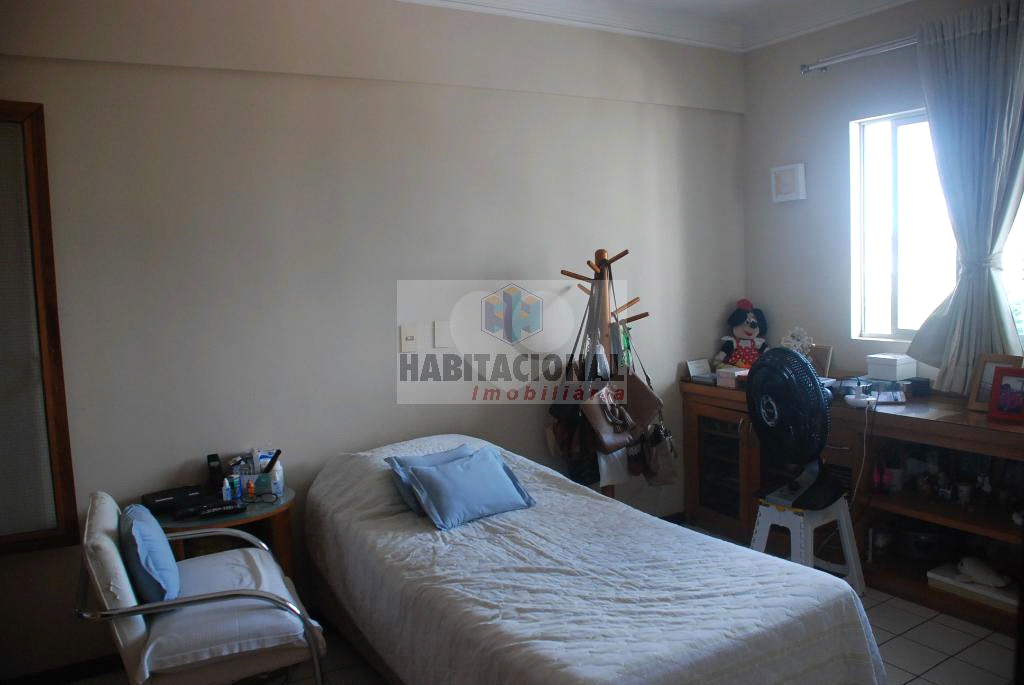 Venda Apartamento Natal Candelária REO660171 5