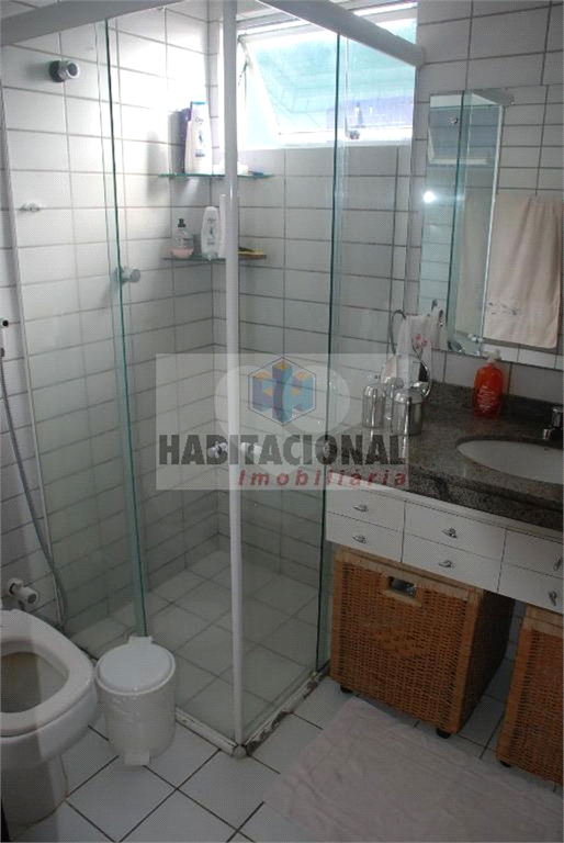 Venda Apartamento Natal Candelária REO660171 4