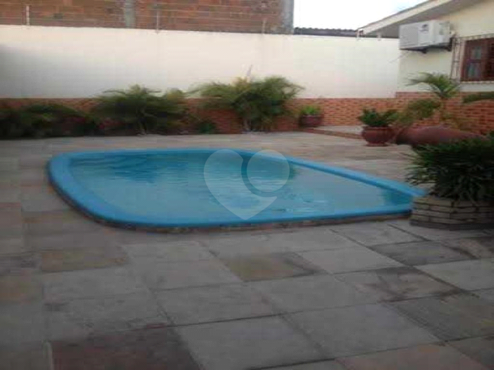 Foto REO660176