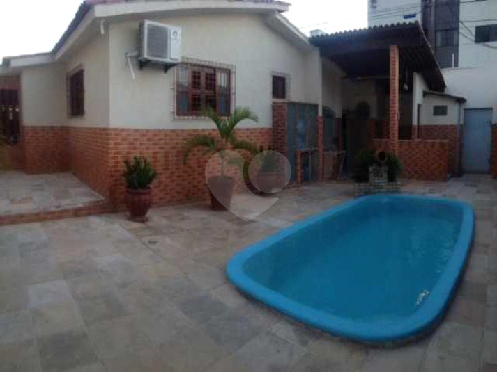 Foto REO660176