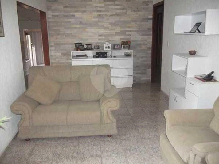 Foto REO660176