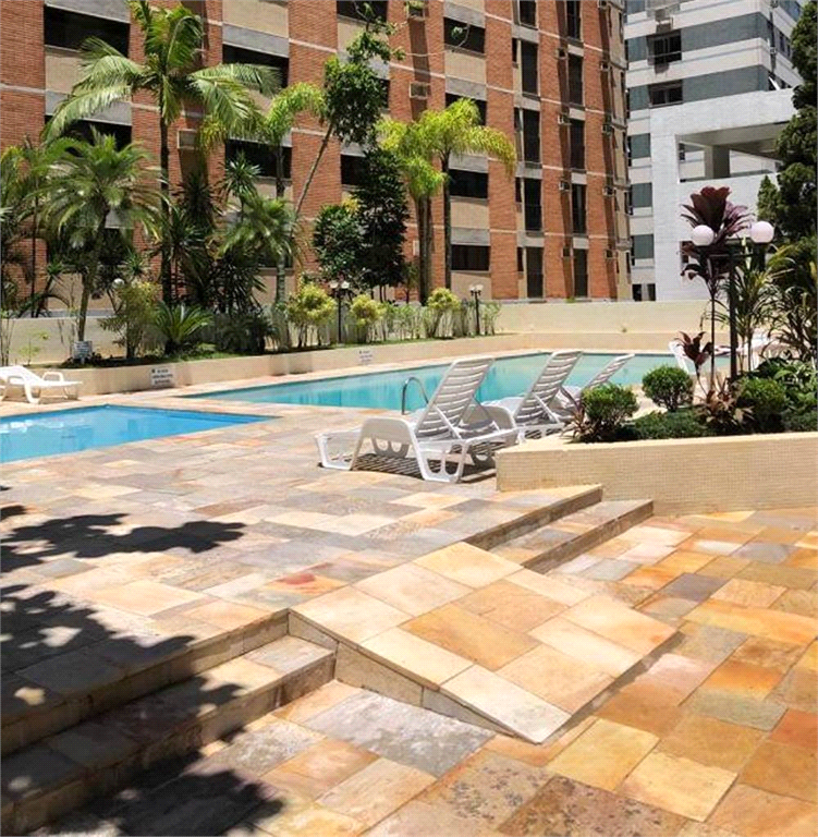 Venda Apartamento Guarujá Pitangueiras REO660238 17