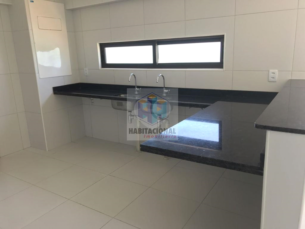 Venda Apartamento Natal Areia Preta REO660286 25