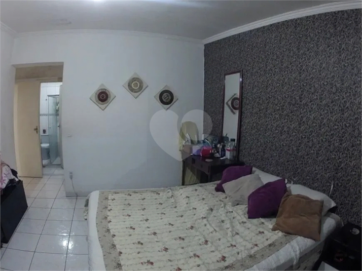 Foto REO660440
