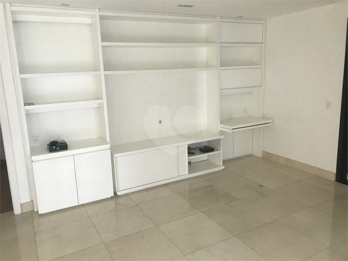 Venda Apartamento São Paulo Moema REO660785 14