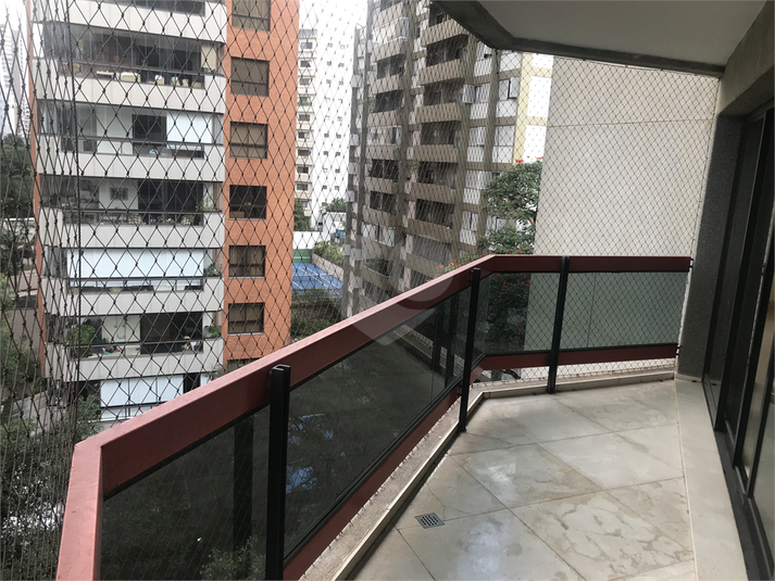 Venda Apartamento São Paulo Moema REO660785 3