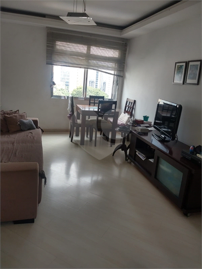 Venda Apartamento São Paulo Barra Funda REO660833 4