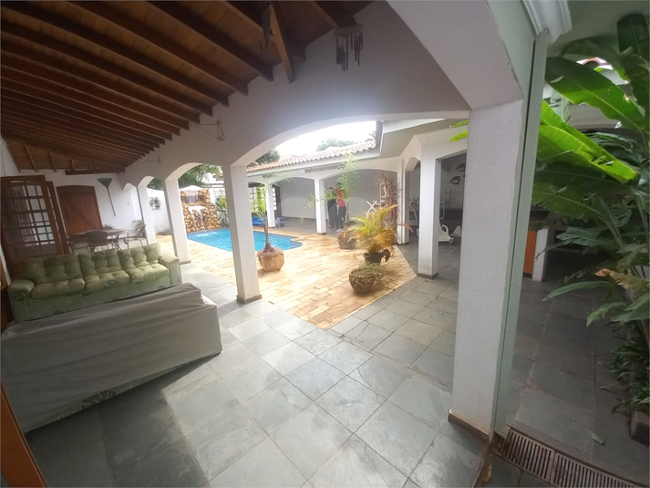 Foto REO660864