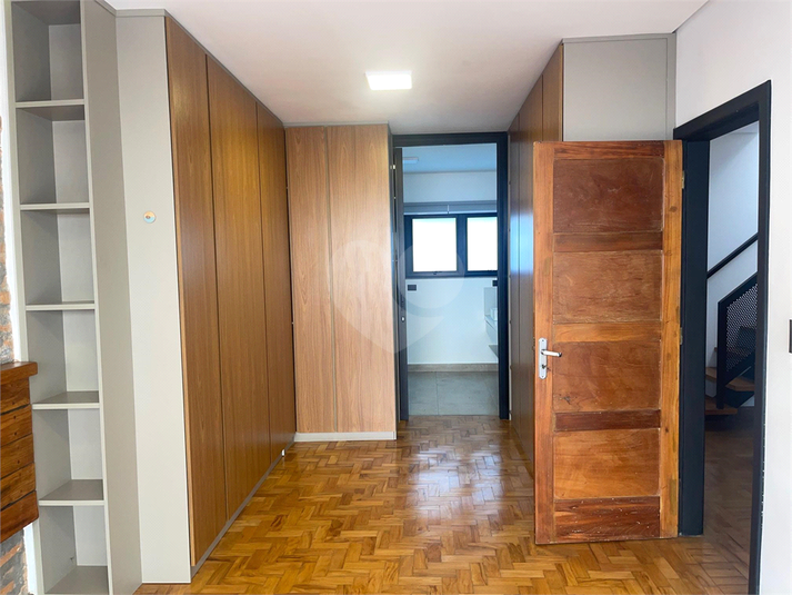 Foto REO661262